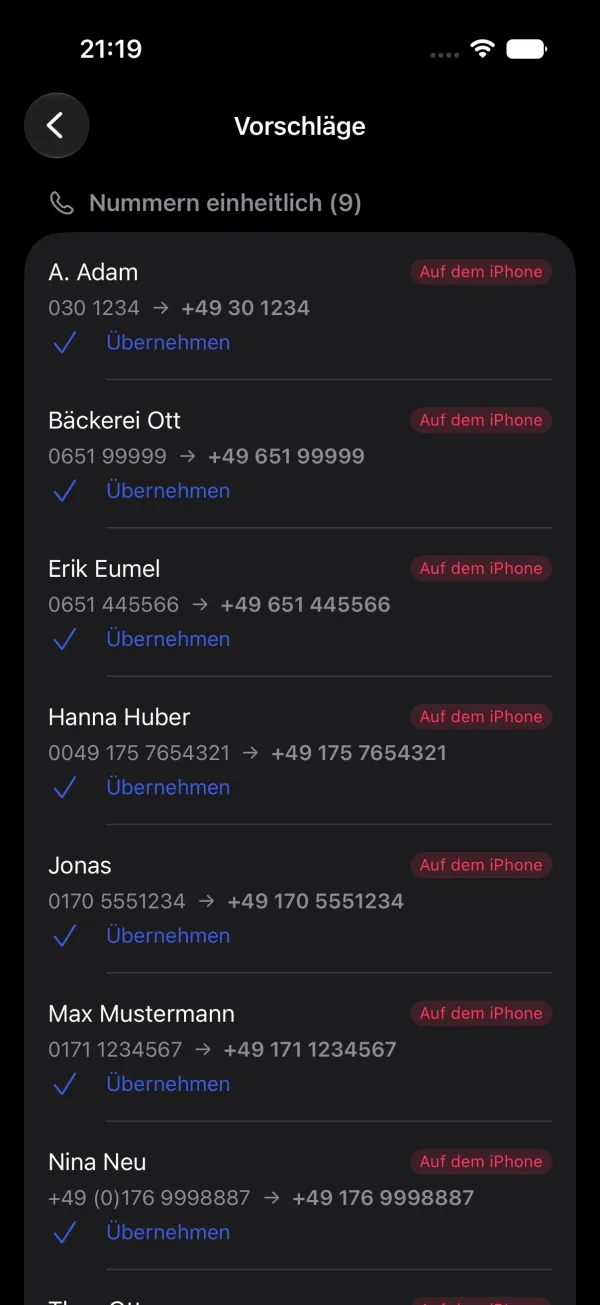 MyContactApp: Vorschläge, Telefonnummern einheitlich mit Ländervorwahl zu schreiben, an Beispielkontakten